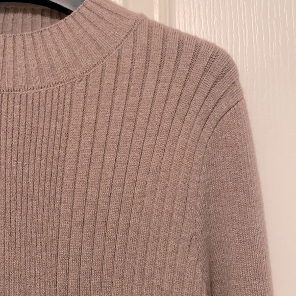 Vintage sweater dress in sz small - Picture 4 of 8